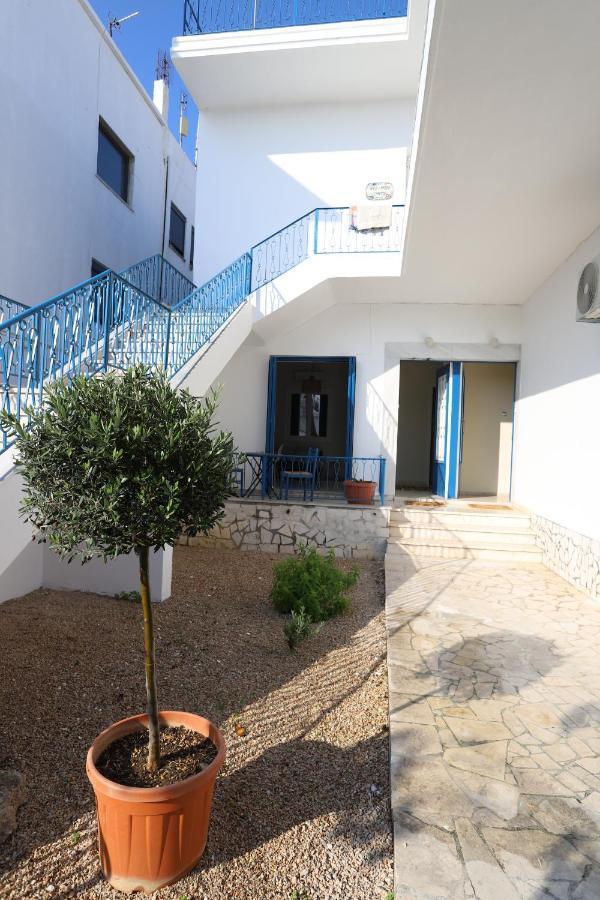 Traditional Town Garden Apartment Rhodes City Kültér fotó
