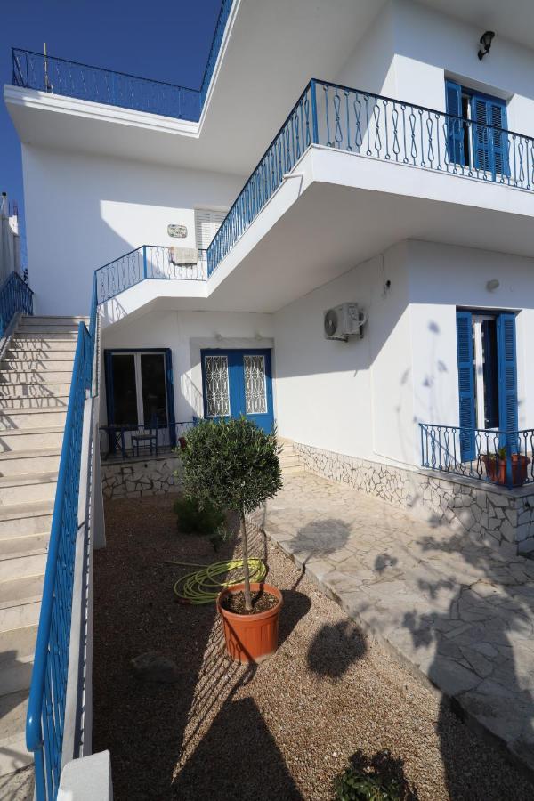 Traditional Town Garden Apartment Rhodes City Kültér fotó